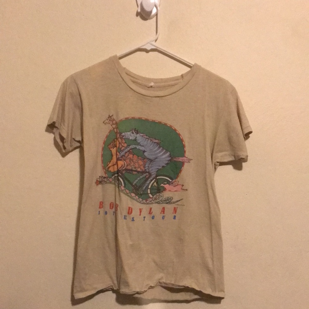 EXCELLENT condition: soft & vintage 1978 Bob Dylan official concert tour t shirt